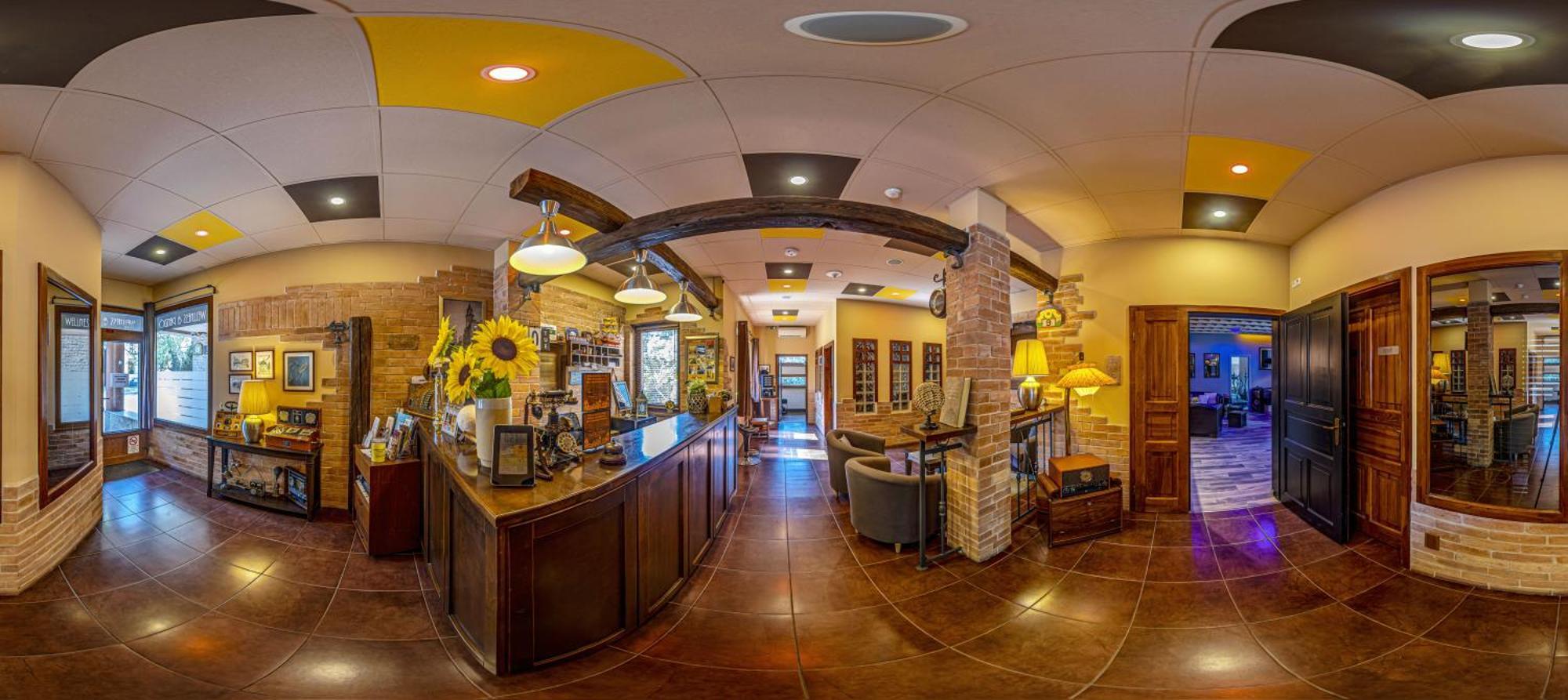 Napraforgo Wellness Haz Es Panzio Bed and Breakfast Pécs Eksteriør billede