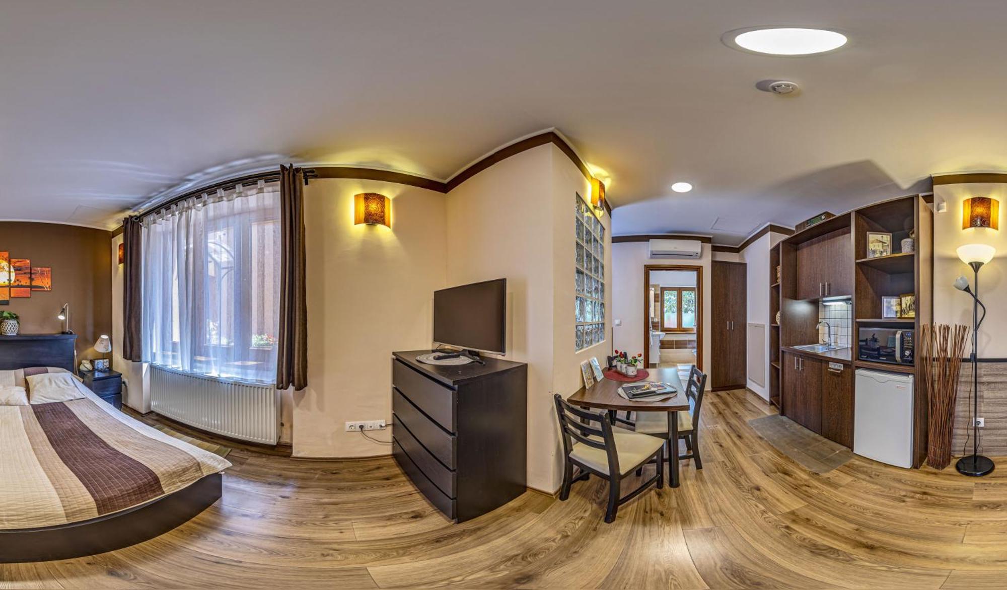 Napraforgo Wellness Haz Es Panzio Bed and Breakfast Pécs Eksteriør billede
